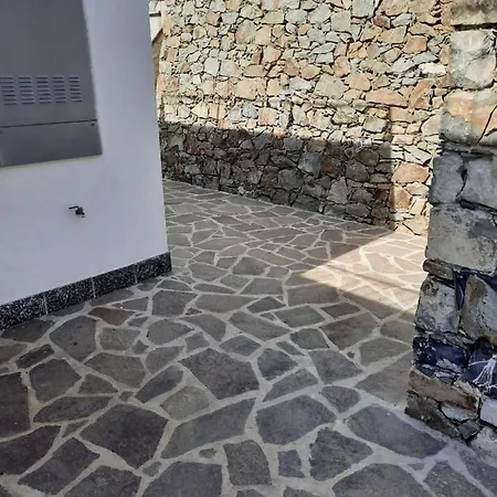 Da Livia App.to B Appartement